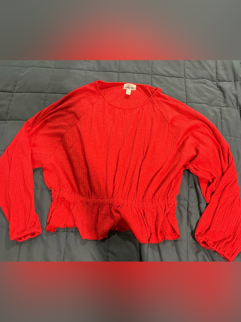 Women’s Willow Root blouse from the buckle sz medium with rouched waist